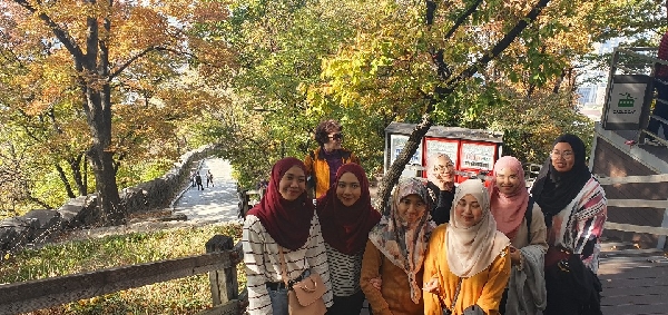 Visit to Namsan Tower 대표이미지